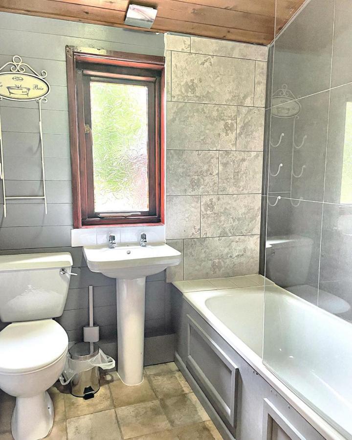 Villa Magpie 2 Hot Tub Huntersmoon-Warminster-Longleat-Wiltshire Exterior foto